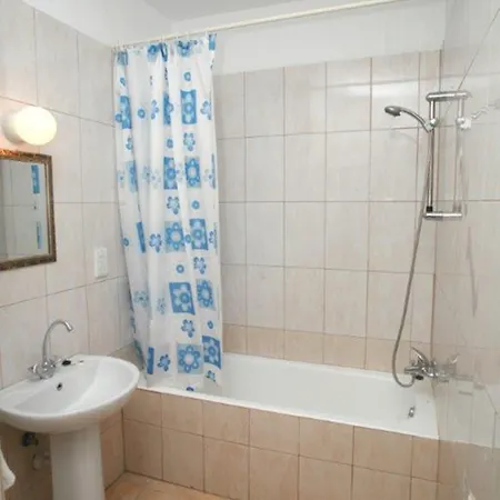 New York Plaza Apart-hotel Pafos