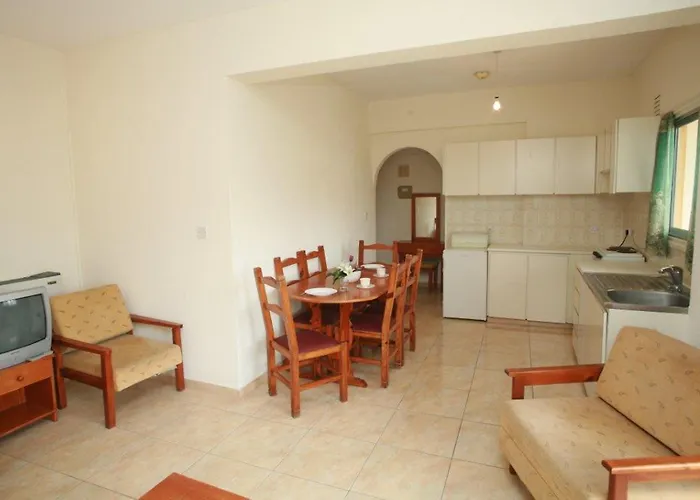 Aparthotel New York Plaza 3*