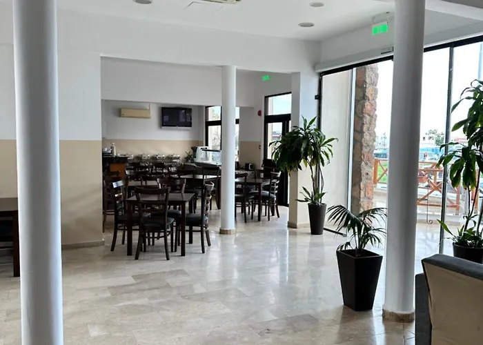 Aparthotel New York Plaza 3*