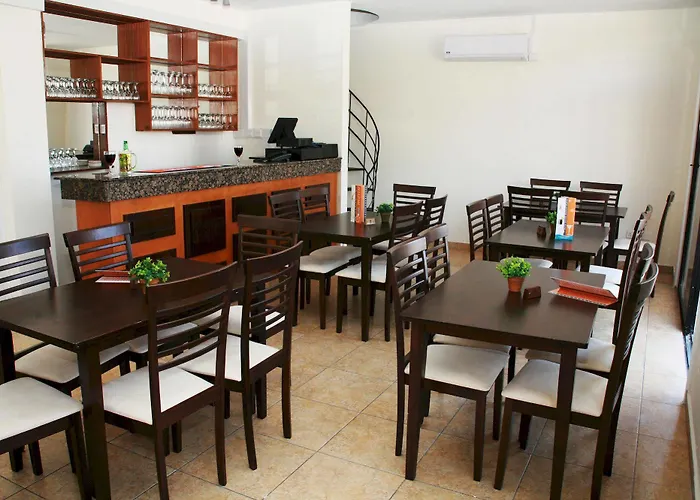 Aparthotel New York Plaza Paphos