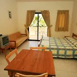 New York Plaza Aparthotel Paphos