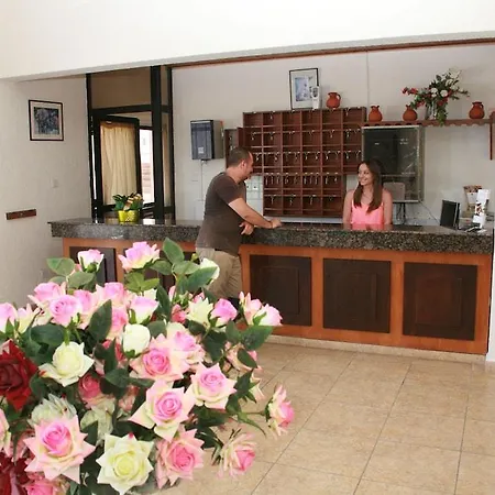 New York Plaza Aparthotel 3*