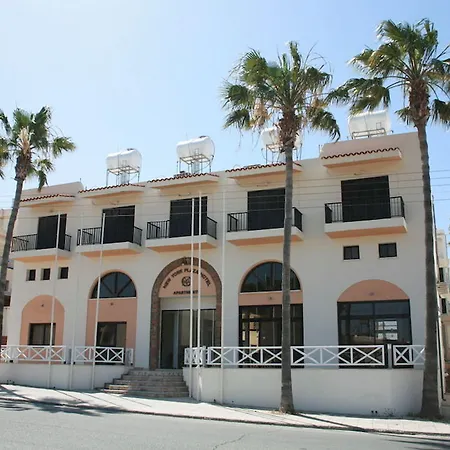 New York Plaza Aparthotel Paphos
