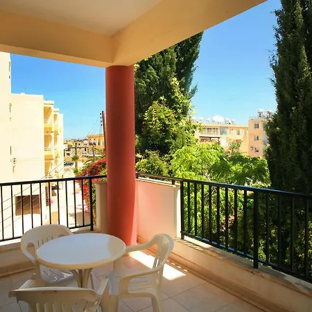 New York Plaza 3* Paphos