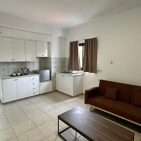 New York Plaza 3* Pafos