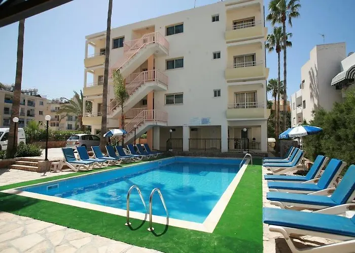 New York Plaza 3* Paphos