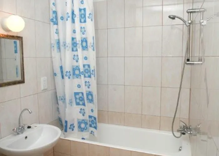 New York Plaza Apartmanhotel Paphos