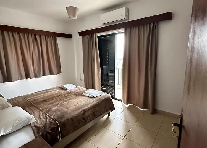 New York Plaza Apartmanhotel