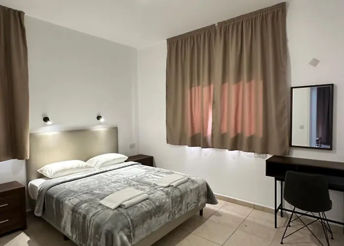 Apartmanhotel New York Plaza Paphos