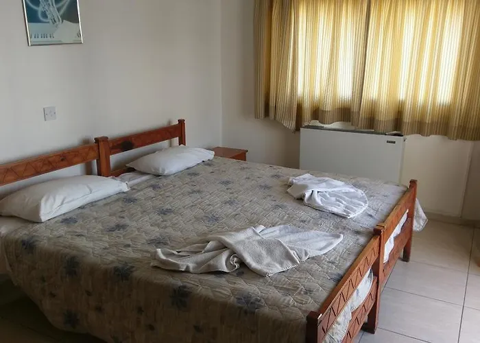 New York Plaza Apartmanhotel 3*